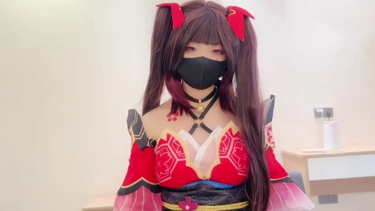 《小欣奈》超清神里绫华cosplay-小欣奈化身原神人气角色-1080P高清画质在线播放-全网最火cosplay视频