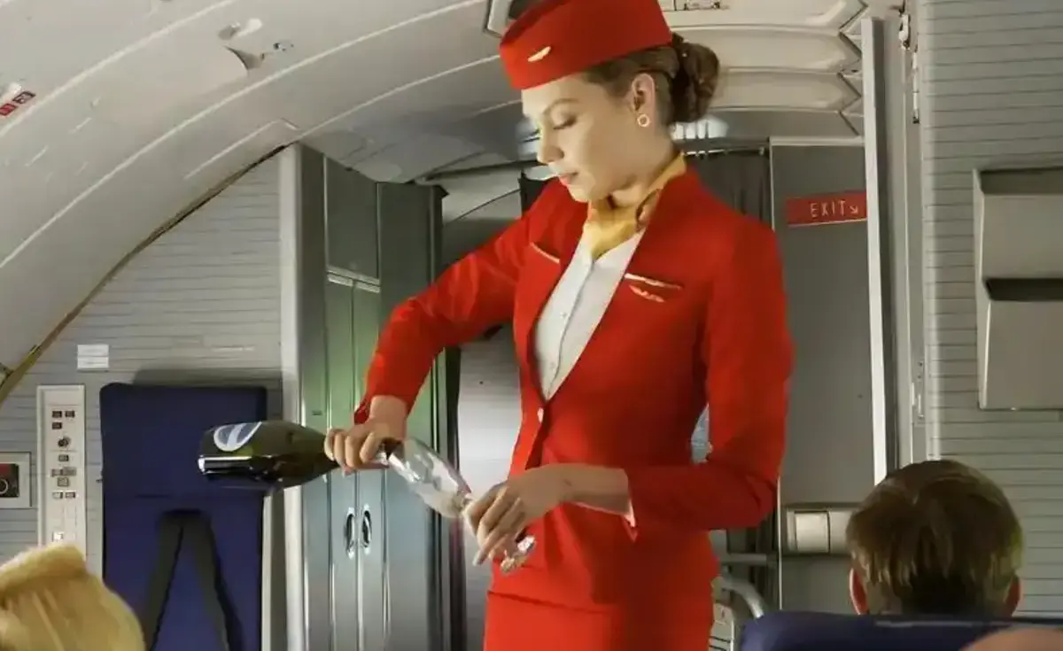 法国空乘4蓝光4K完整版免费在线观看-未删减版超清资源下载-VS影院全集播放