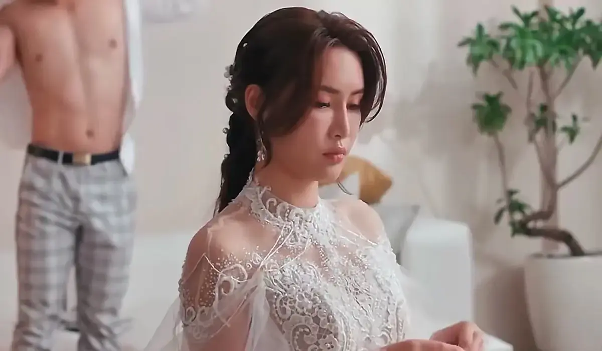 《小凤新婚》苏畅艾熙主演完整版上线-全集高清免费观看-小凤新婚无删减在线播放-无需会员无广告秒存即看